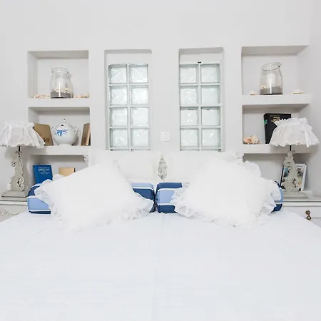 Iokasti Villa Fira (Santorini)