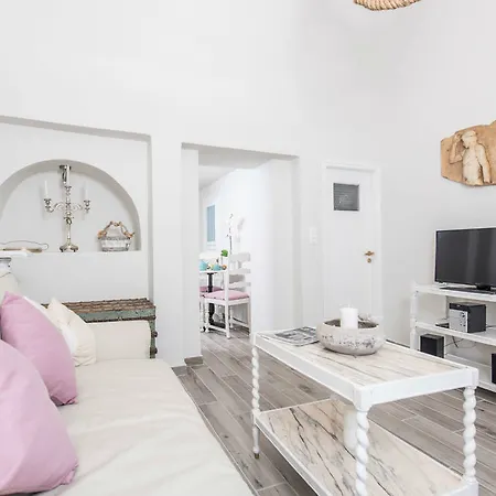 Iokasti Villa Fira (Santorini)